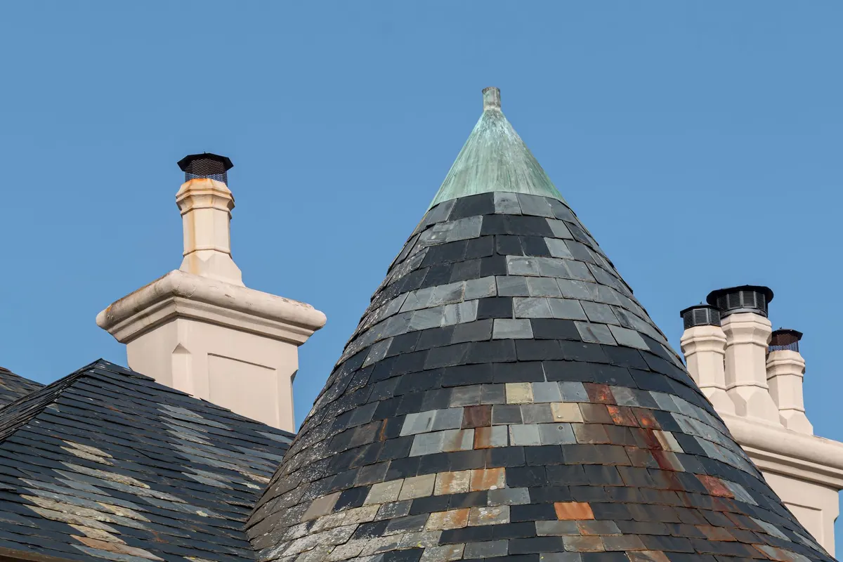 Slate vs Clay Tile: Which Roof Covering Suits Your Period Home?